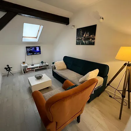 Downtown Nest Apartment