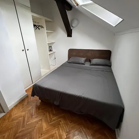 Downtown Nest Lägenhet Podgorica