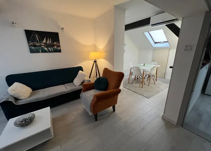 Downtown Nest Apartman *